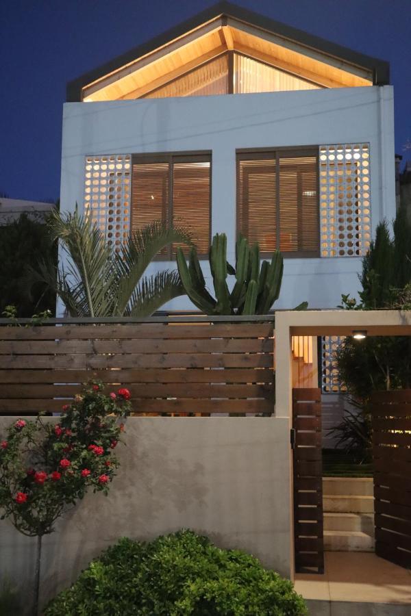 Fos Villa, A Luxe House With Private Heated Pool Galatás Exterior photo