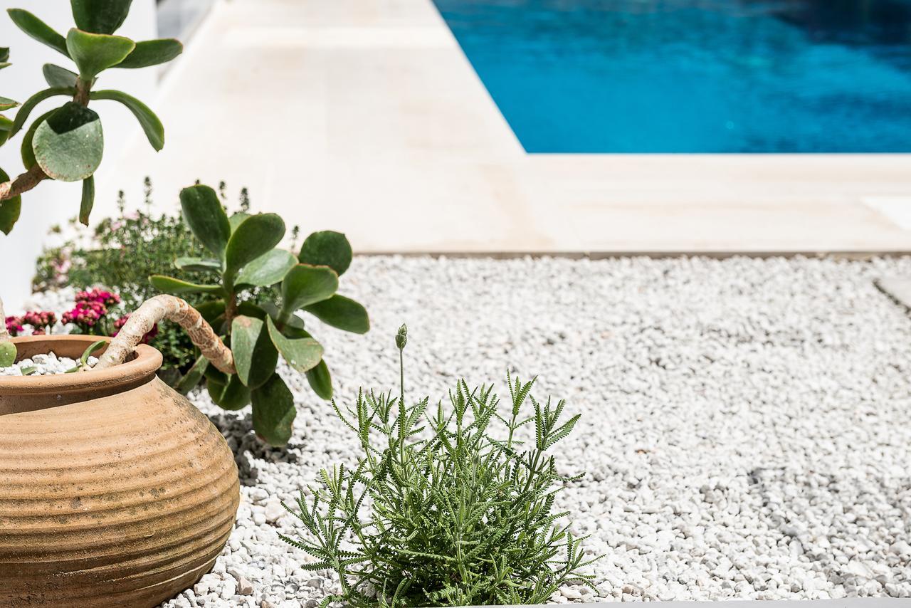 Fos Villa, A Luxe House With Private Heated Pool Galatás Exterior photo