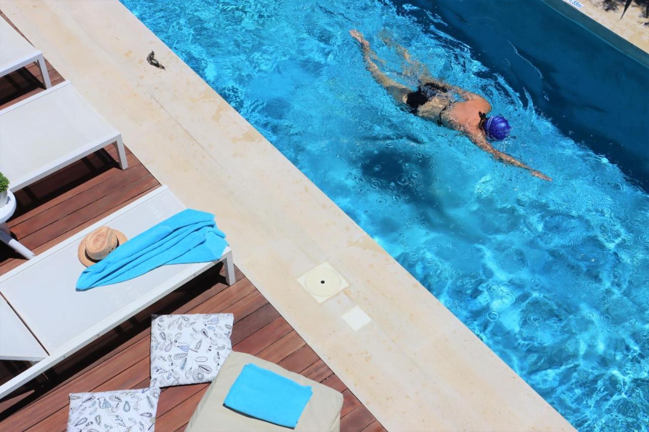 Fos Villa, A Luxe House With Private Heated Pool Galatás Exterior photo